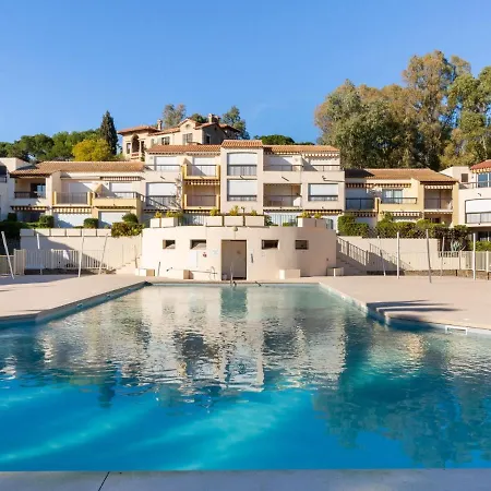Les Jardins D'ys-8 By Interhome Daire